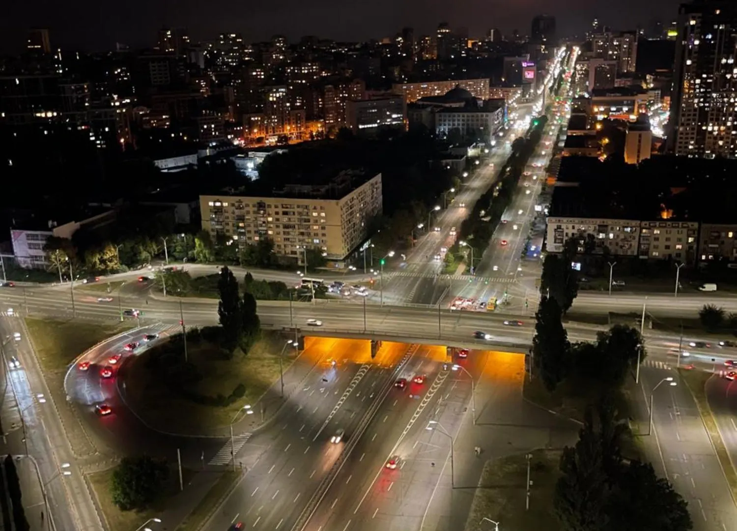 New Apart Lesi Ukrainky Blvd And Olimpiyska And Kreshchatyk And Manhattan City With Parking Kyiv