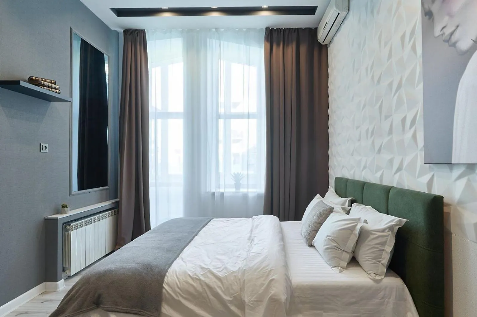 New Apart Lesi Ukrainky Blvd And Olimpiyska And Kreshchatyk And Manhattan City With Parking Kyiv 0*,  Ukraine