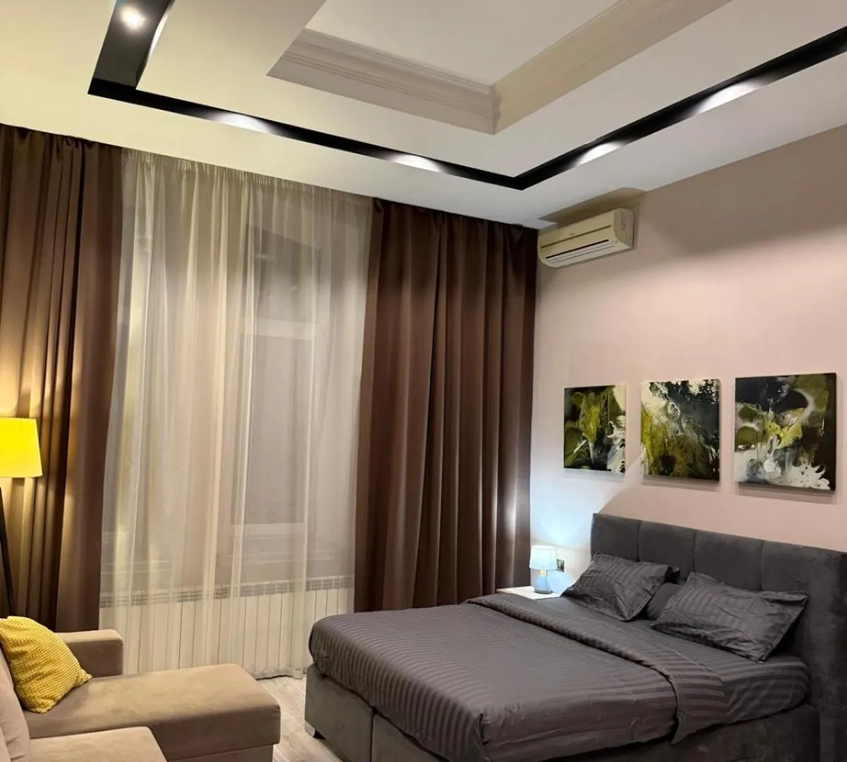 New Apart Lesi Ukrainky Blvd And Olimpiyska And Kreshchatyk And Manhattan City With Parking Kyiv Lejlighed